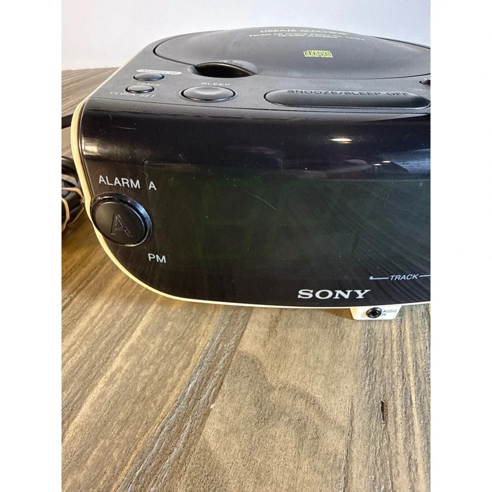 VTG Sony CD Clock Radio Dream Machine ICF-CD815 Black White Excellent Dual Alarm